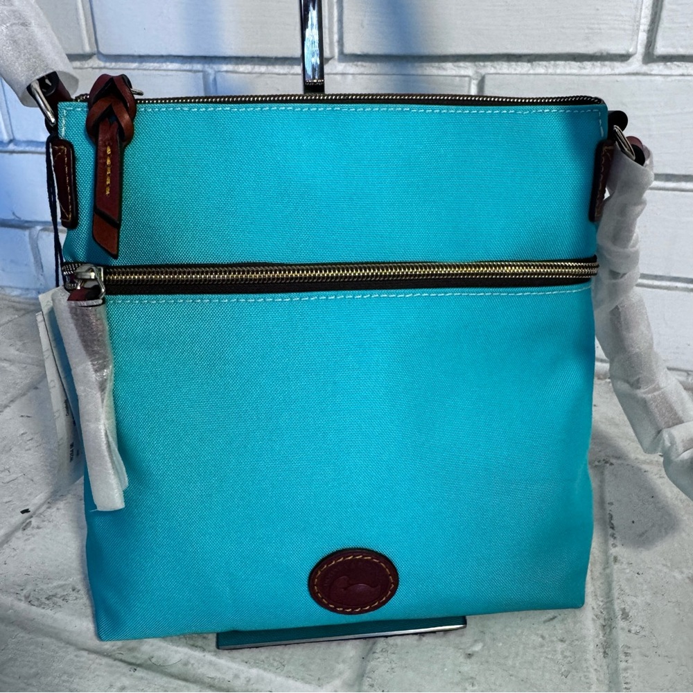 NWT Dooney & Bourke Nylon Crossbody with Leather Strap - Mint Color - Picture 2 of 16